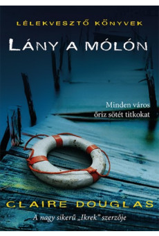 Lány a mólón